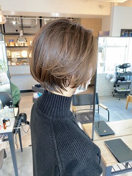美容室 ツリー(Tree) ノンブローでおさまる大人スタイル『Tree hairsalon 』本厚木