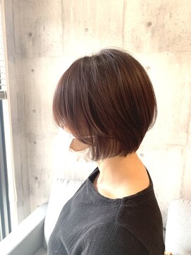 フリージア美容室 大人ショート