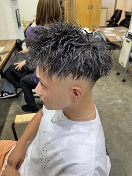 エルオム(EL.HOMME) 【TAKASHI】1番人気ツイスト