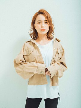 スタリー(Starry) オレンジ系カラーのレイヤースタイル20代/30代40代/ハレマチ通り