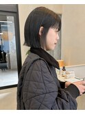 切りっぱなしボブ小顔カットグレージュオリーブカラー