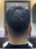 大人フェードスタイル、バズカット、クロップ、buzzcut