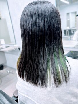 ネウィ 所沢(newi) 緑のコントラストインナーカラー