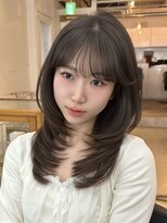 ライン(LINE)&nbsp;韓国風/レイヤー/前髪カット/オリーブ/透明感/ハッシュカット
