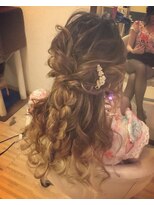 ヘアーセット モコロ(Hair Set MOCORO)&nbsp;ルーズなハーフアップ編み込み