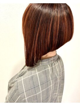 ヴェシカ(veccica) 秋の主役はオレンジカラー