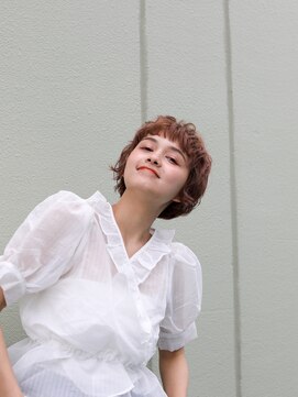 ジョニー ワンノート(Johnny Onenote) オレンジカラー×ベビーバングショート