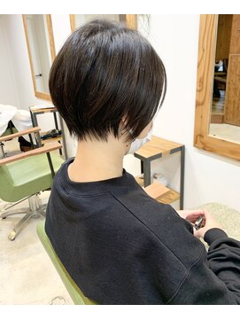 イロ 美容室(IRO+) ショート