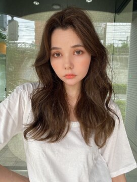 ディーエックス ウエスト(Dxxxx WEST) 大人センターパートロング　韓国/レイヤーカット/イルミナカラー