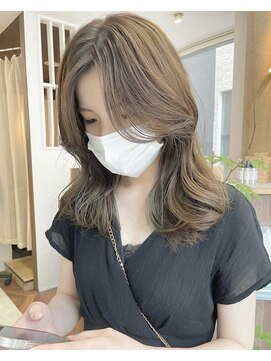 ビューエヒメ(VIEW EHIME) 韓国×顔まわりカット×レイヤーカット×グレージュ