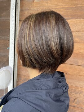 ラズープリット くびれショートボブ