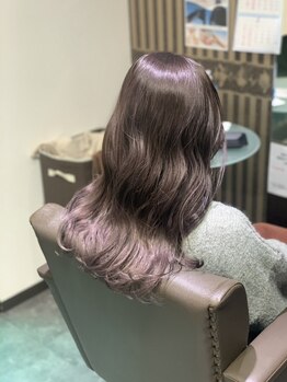 ヘアーアンドリフレ ドゥゼル(Hair&Refle Deux Alies)の写真/【期間限定☆】髪質改善しながら艶のある綺麗な白髪染めをしたい方におすすめ♪[ツヤ髪トリートメント無料]