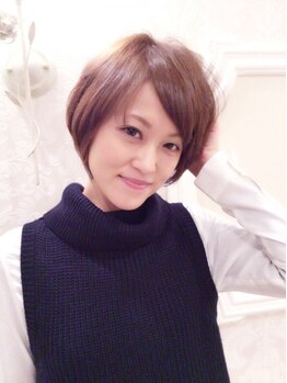 カリス ヘアーデザイン(Charis hair design)の写真/再現性の高さが魅力のカット技術。一人一人のクセや髪質を見極め、あなたに似合うスタイルをご提案。