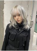 ホワイト&ブラックウルフ