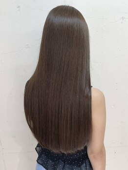 ジュプリー(juprey)の写真/丁寧な施術と薬剤選定で髪本来の美しさを♪プレミアム縮毛矯正、ダメージレスな酸熱髪質改善TRをご用意☆