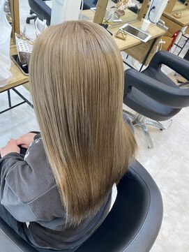 アルトラ(ALTLA) ミルクティーベージュ