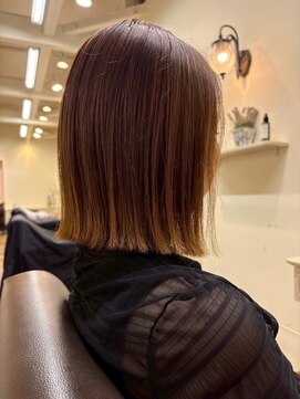 ニュイ 高槻 阪急茨木店(nui) ミディアムヘア/暗めカラー/グランマッシュ/茨木