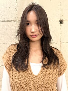 ランプ 代官山(the lamp) 透明ロング大人美人ハッシュカットレイヤーカット20代