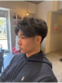 前下がりツイストスパイラルパーマ