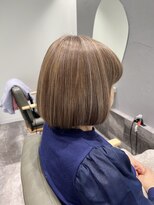 POANA.&nbsp;白髪ぼかしハイライト×外国人風ベージュ
