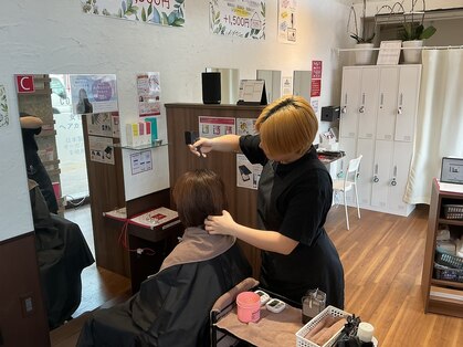 カラープラス 室見駅前店の写真