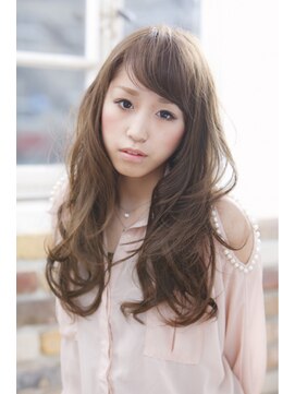 ラバーズ コート 高槻店(Lovers Coat) ふわふわフェミニンStyle