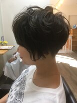 サンシップ(sun ship)&nbsp;隠れツーブロック個性派ショート