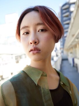 ウツワ(utuwa) 【utuwa】くすみピンク×前髪長めショートボブ