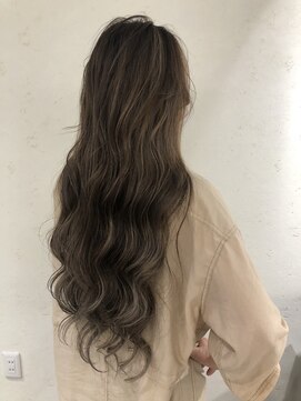 トレヘアー(tRe hair) 外国人風ハイライトカラー