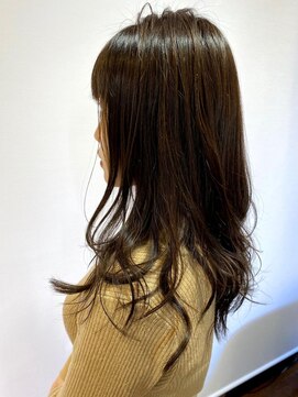 ジュジュル 稲毛本店(jujur) 透明感カラー/ロング/カーキグレージュ/大人かわいい【稲毛】