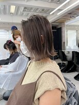 イキ 表参道(iki omotesando)&nbsp;モード/無造作ウェーブ/大人ガーリー[表参道駅]