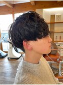 メンズマッシュパーマ　ツイストスパイラルパーマ　眉毛カット