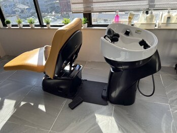 テック(TECK)の写真/落ち着いた空間で心も髪もリフレッシュ♪頑張った自分と髪へのご褒美タイムをお過ごしください！