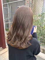 セラ(Cela)&nbsp;明るめベージュブラウンカラー