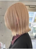 渋谷ブリーチカラータッセルボブ顔周りレイヤー切りっぱなしボブ