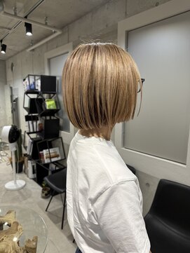 イー(Ii) ハイライトで作るハイトーンカラー