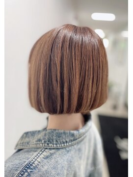 美容室9A ミニボブ×アースベージュ