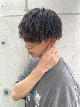 イズ(iss) ラフにオシャレ波巻きスパイラルパーマ