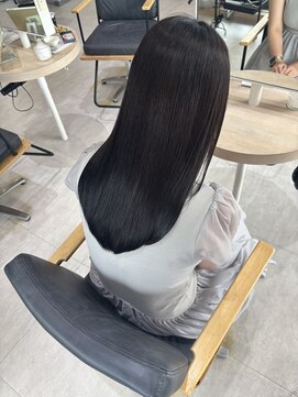 ジーナ 福岡天神(Zina) 艶髪/美髪/髪質改善【Zina福岡天神】