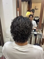 ハイパー(HYPER)&nbsp;サーフカールパーマ『パーマ、ハイライト』