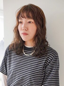 ロマリア 渋谷 渋谷宮益坂(Lomalia) イメチェン/ウェーブパーマ/ベージュカラー前髪/渋谷駅