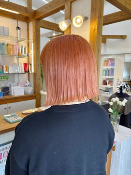 ギャラクシー ヘアードレッサーズ(galaxy hairdressers) ぱっつんボブオレンジカラー