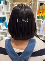 クラメール 黒崎コムシティ店(Kraemer)&nbsp;白髪ぼかしハイライト×透明感ベージュボブ
