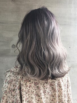 ヘアースタジオ アール(Hair Studio R) 20代◎透け感MAX外国人風グラデーション×ミルクティアッシュ