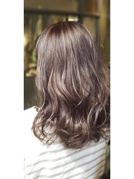 ティアトロアンドリミテバイティアトロ(teatro&limite by teatro) ハイライトが効いたニュアンスカラー♪