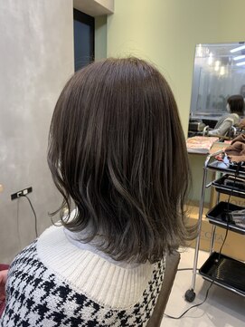 ルーメ(lume) グレージュカラー