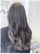 《川原　恵利菜》柔らかい【ナチュラル】なスタイルや【透明感カラー】が得意です◎