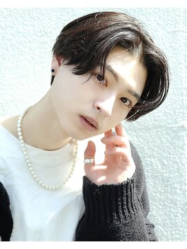 リップス 表参道店(LIPPS) 毛流れセンターパート【前下がり簡単スタイリング】