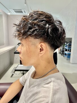 トラップヘアー 熊本スペインカールパーマメンズカットメンズパーマ