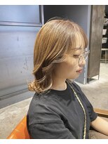 インス(ensue)&nbsp;外ハネボブ/ミルクティーベージュ/くびれミディアム/20代30代